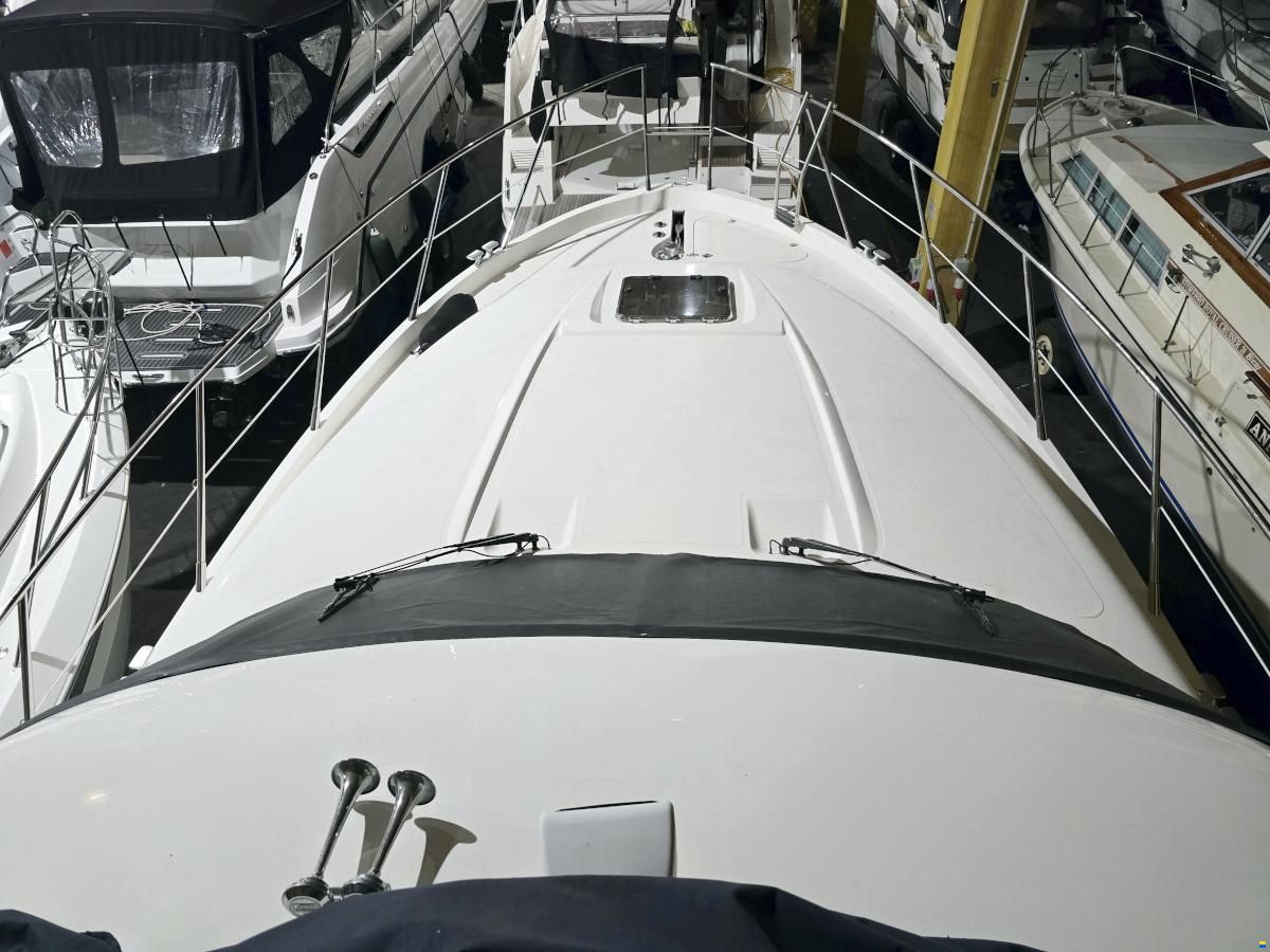 Sealine T47