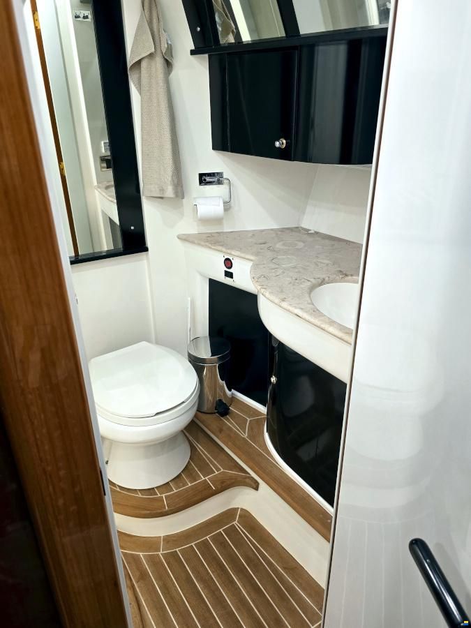 Sealine T47