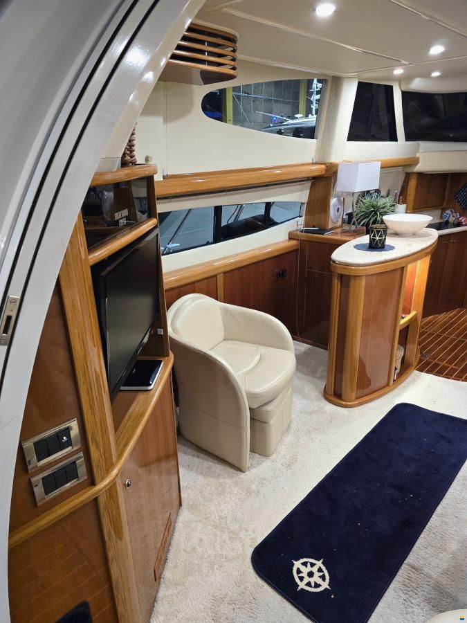 Sealine T47