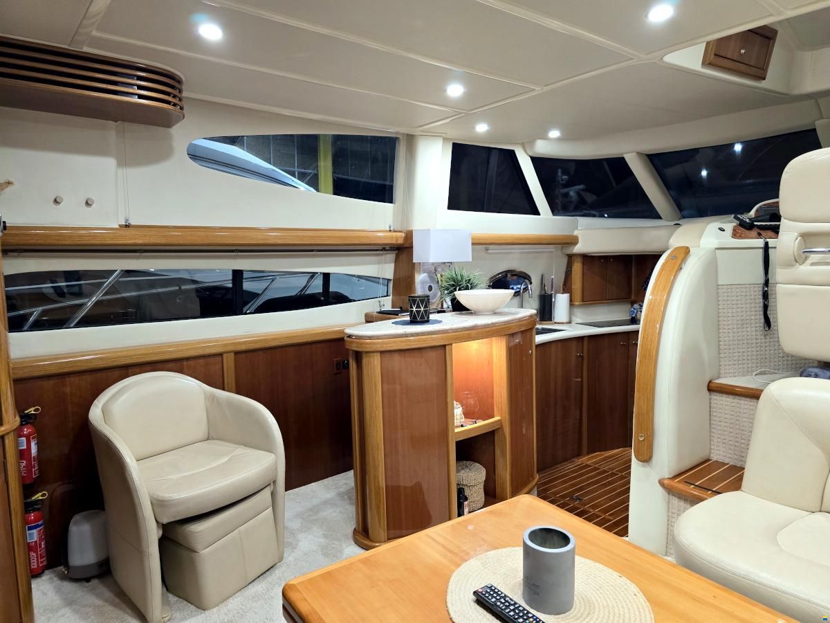 Sealine T47