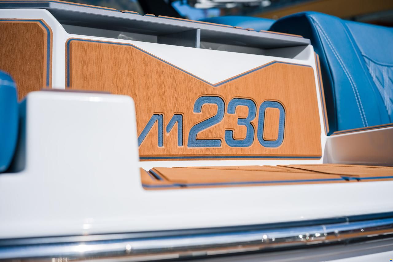 Malibu M230
