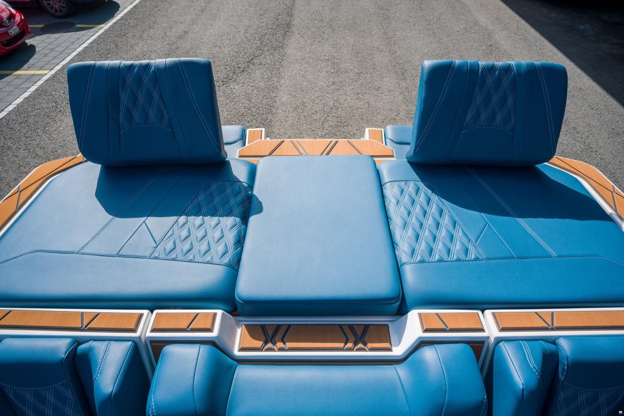 Malibu M230