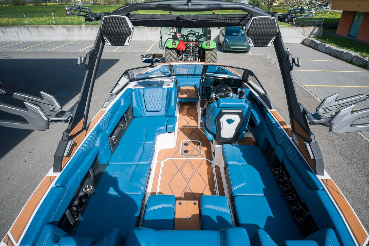 Malibu M230