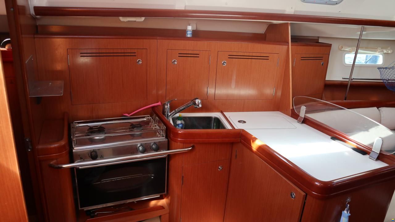 Beneteau Oceanis 343