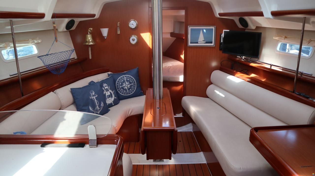Beneteau Oceanis 343