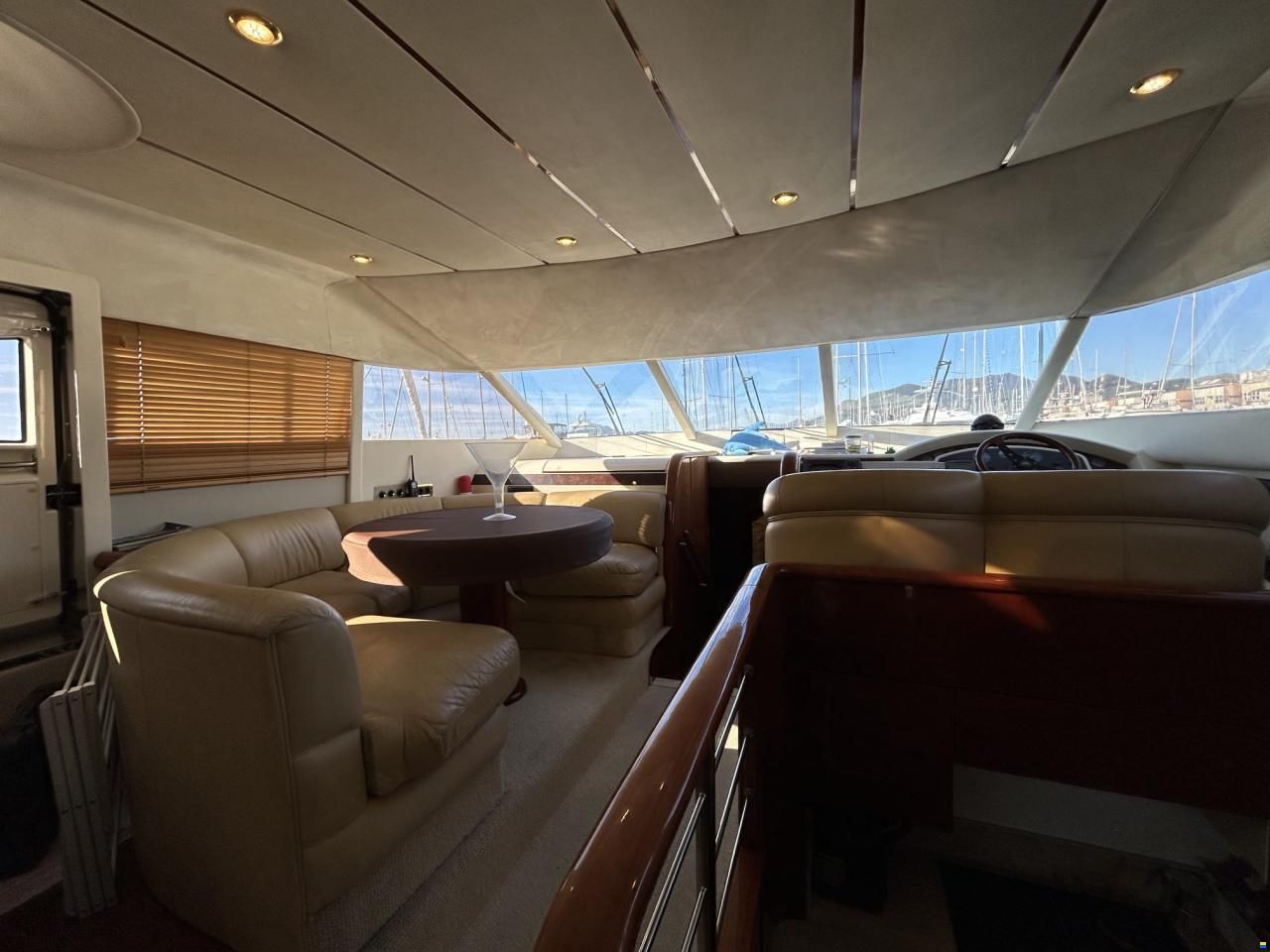 Fairline SQUADRON 55