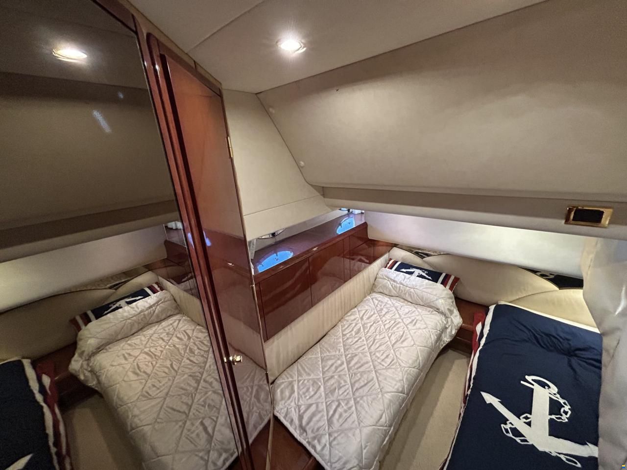 Fairline SQUADRON 55