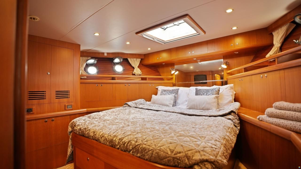 Selene 60