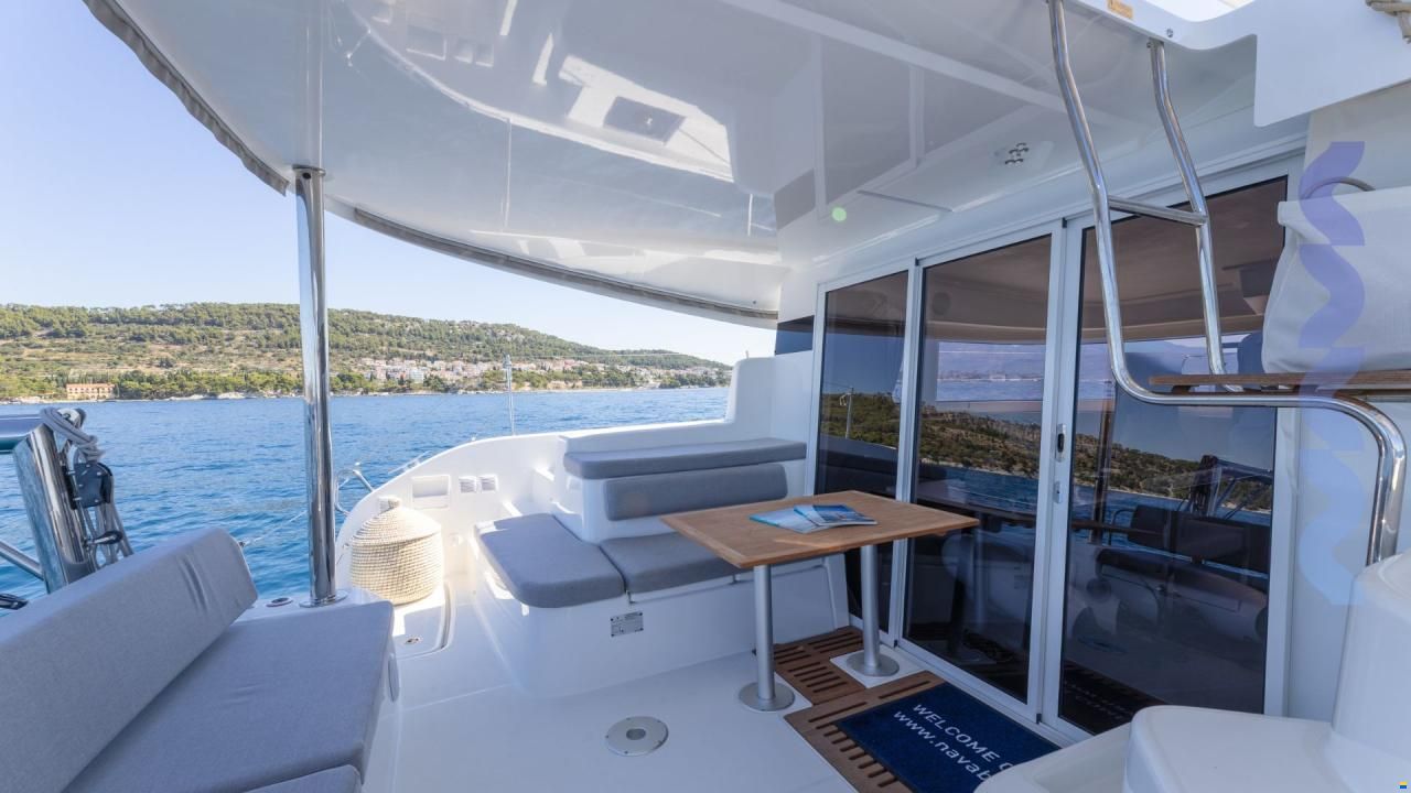Lagoon 38