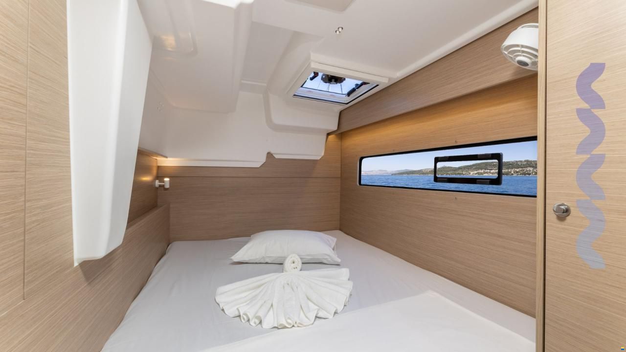 Lagoon 38
