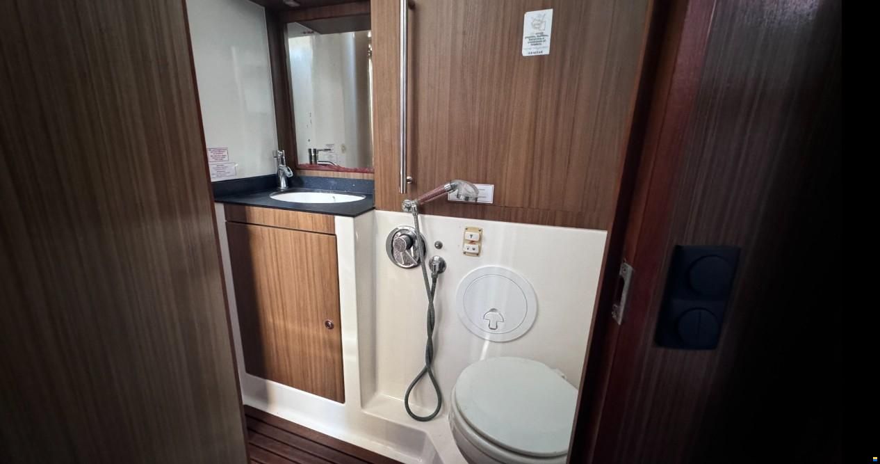 Bavaria CRUISER 55