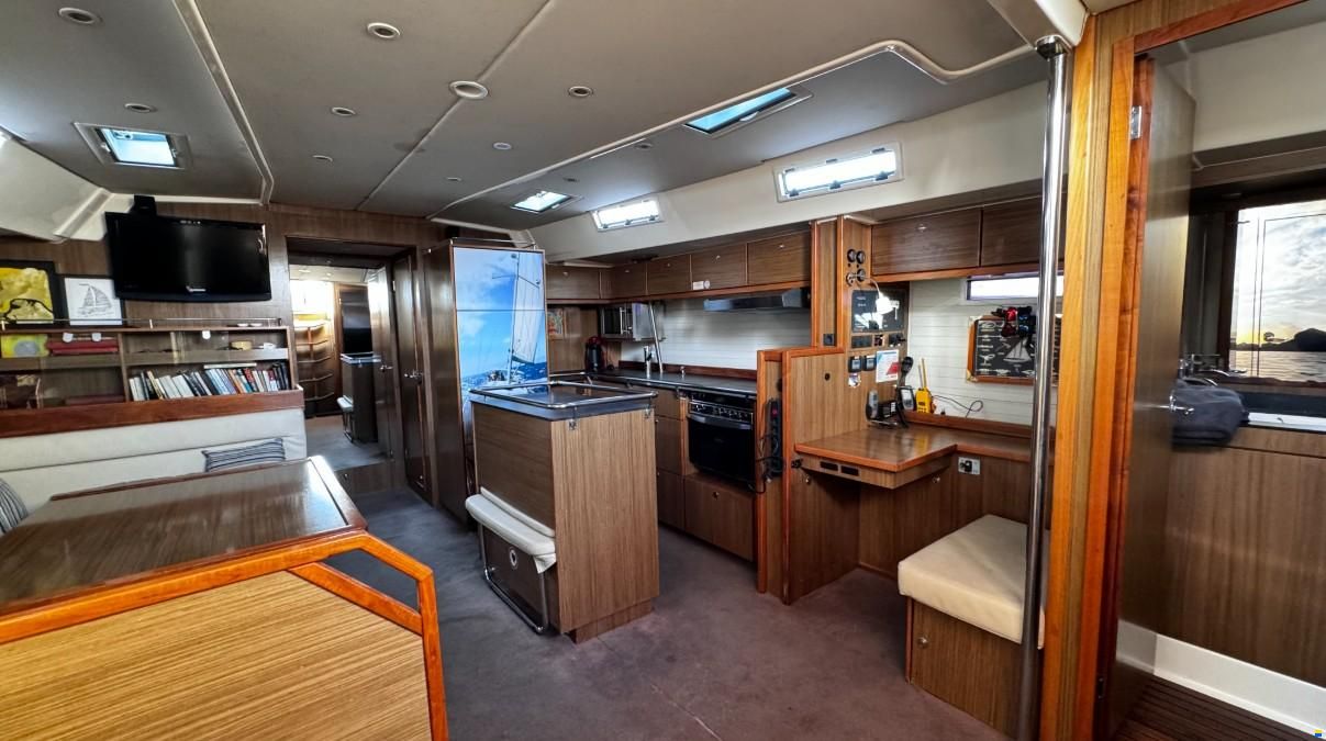 Bavaria CRUISER 55