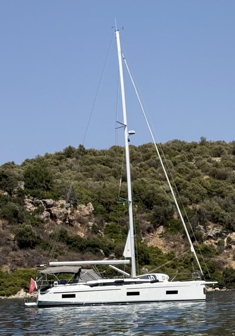 Bavaria C42