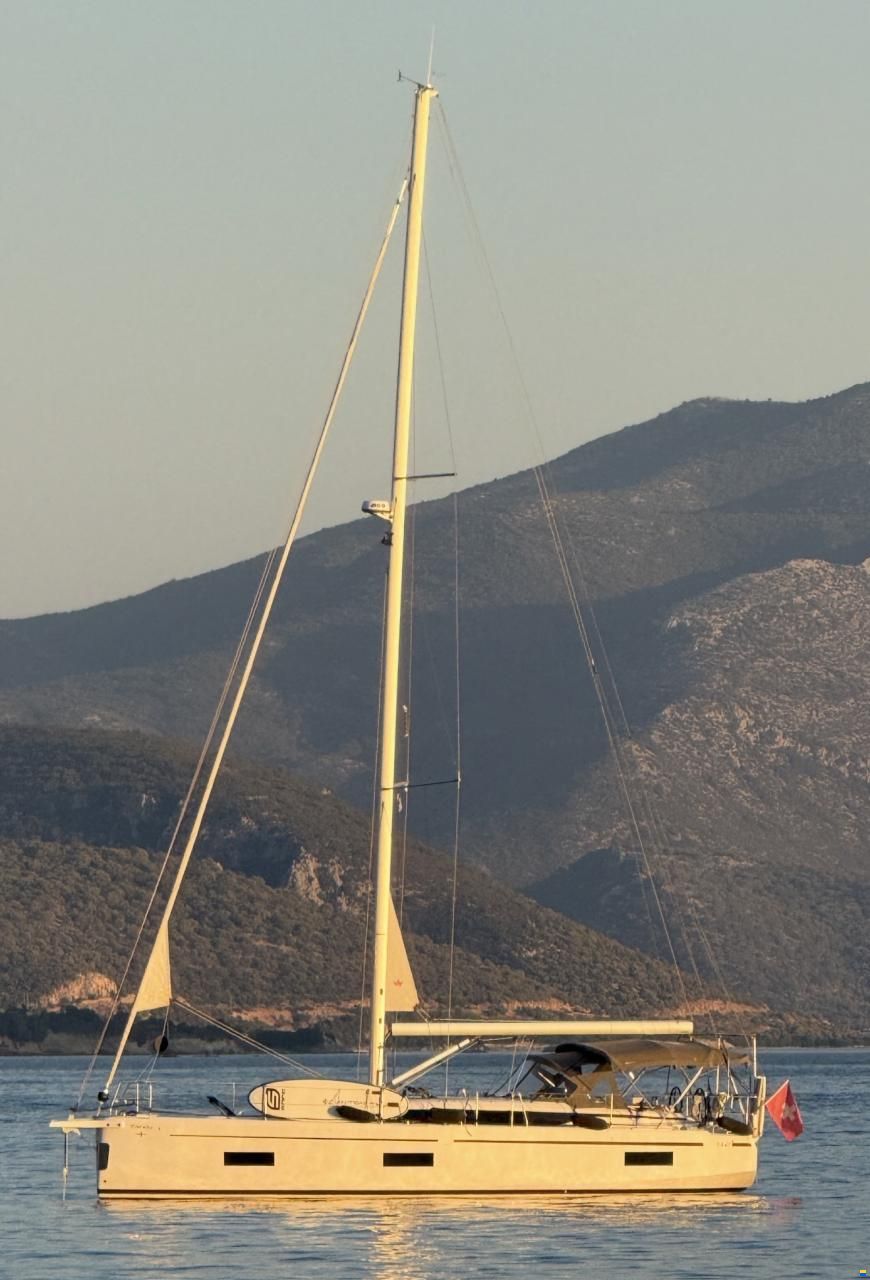 Bavaria C42
