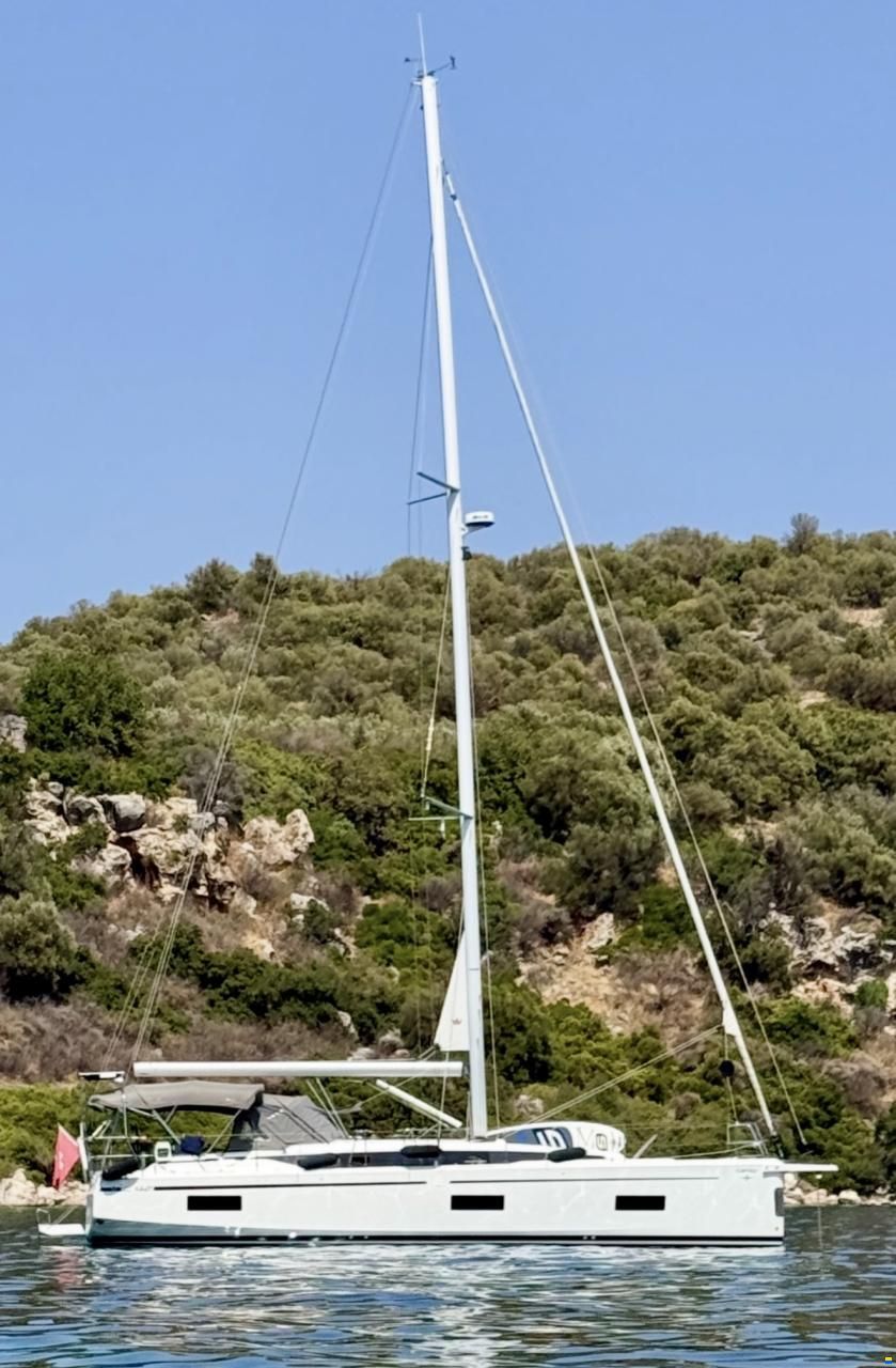 Bavaria C42