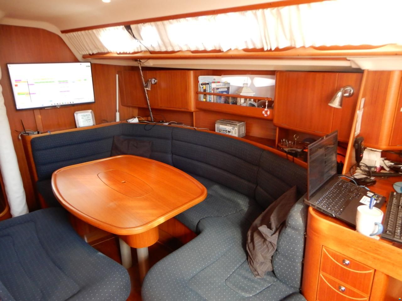 X-Yachts X-43