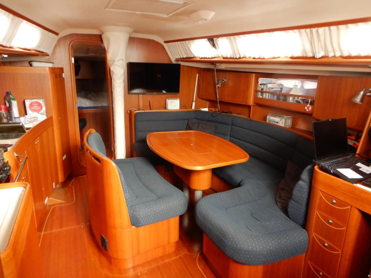 X-Yachts X-43