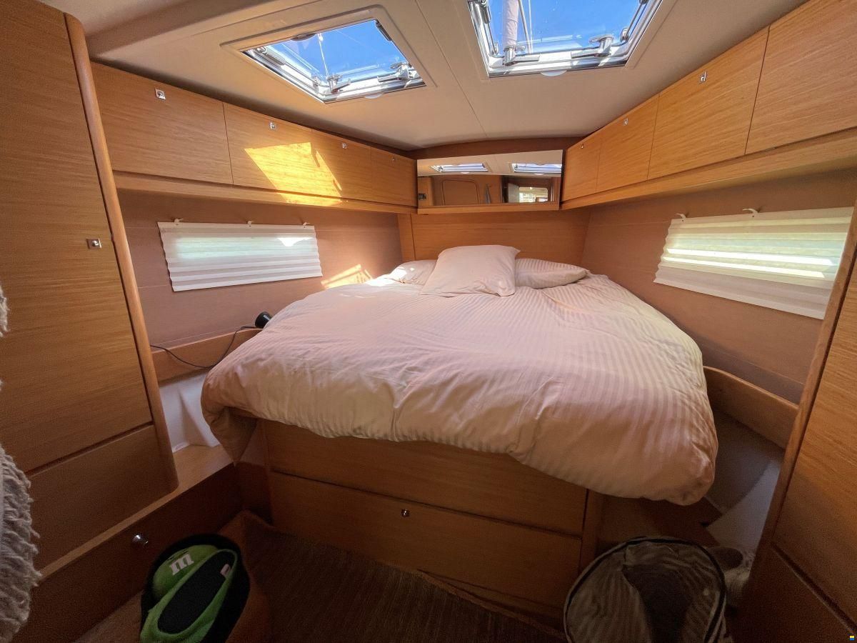Dufour 512 Large