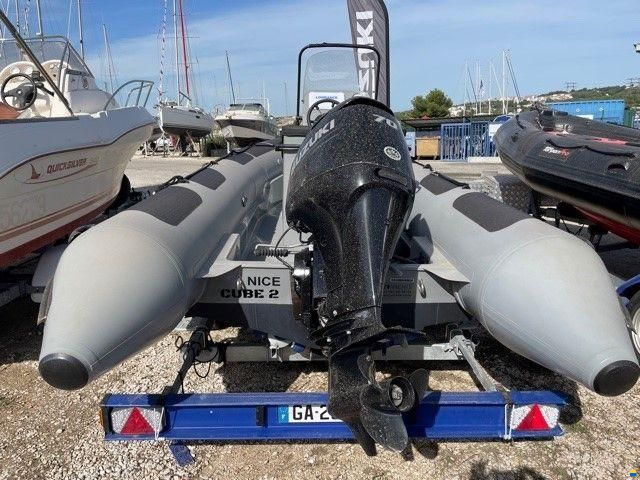 Adventure Vesta 550