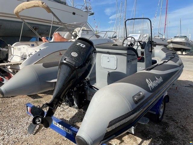 Adventure Vesta 550