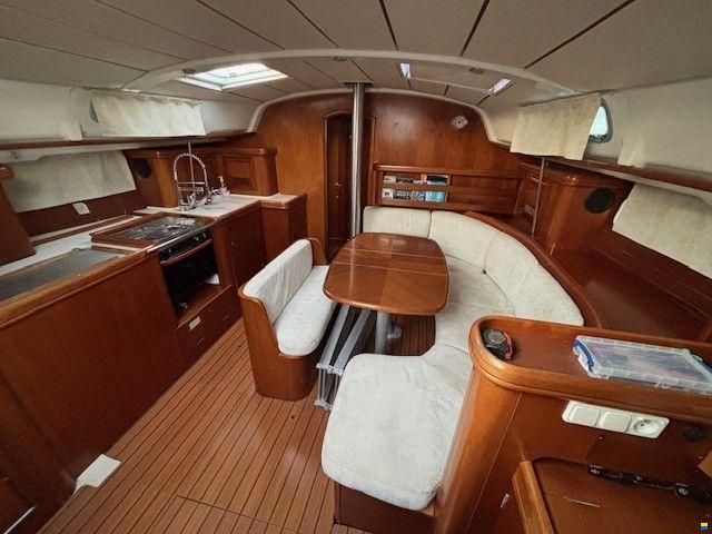 Beneteau OCEANIS 411