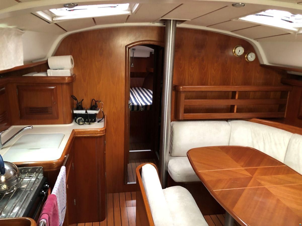 Beneteau OCEANIS 411