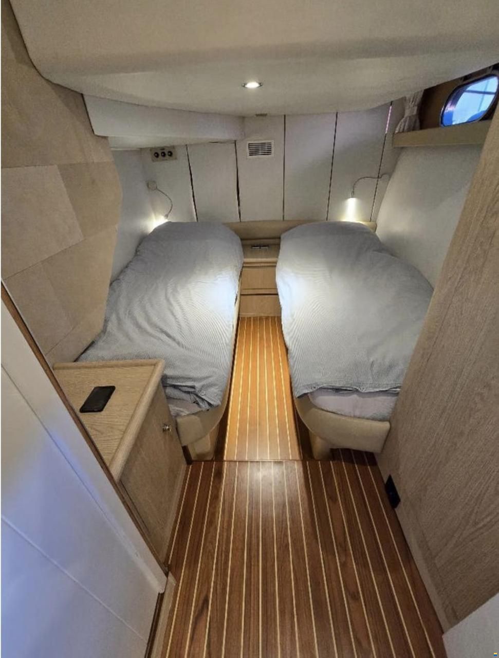 Fairline Squadron 56