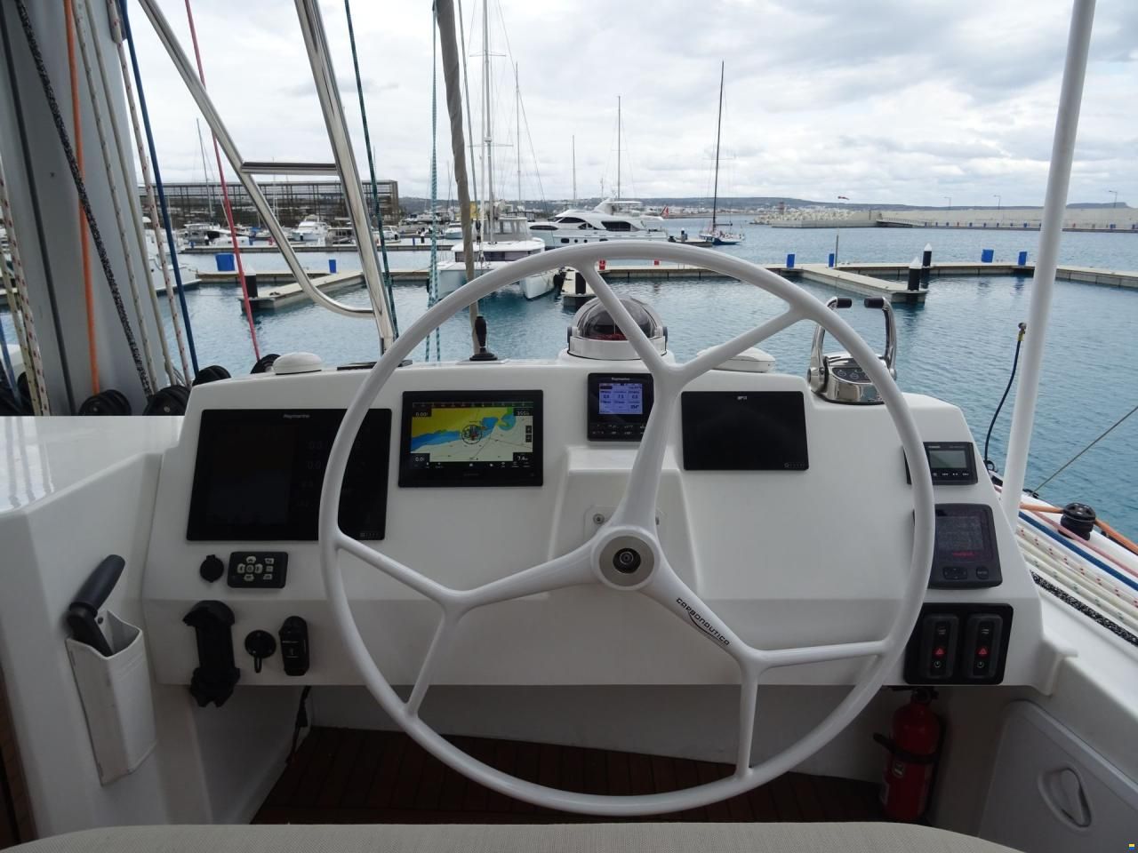Chantier Catana Bali 5.4