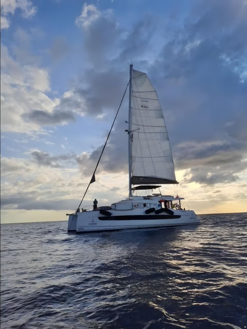 Chantier Catana Bali 5.4
