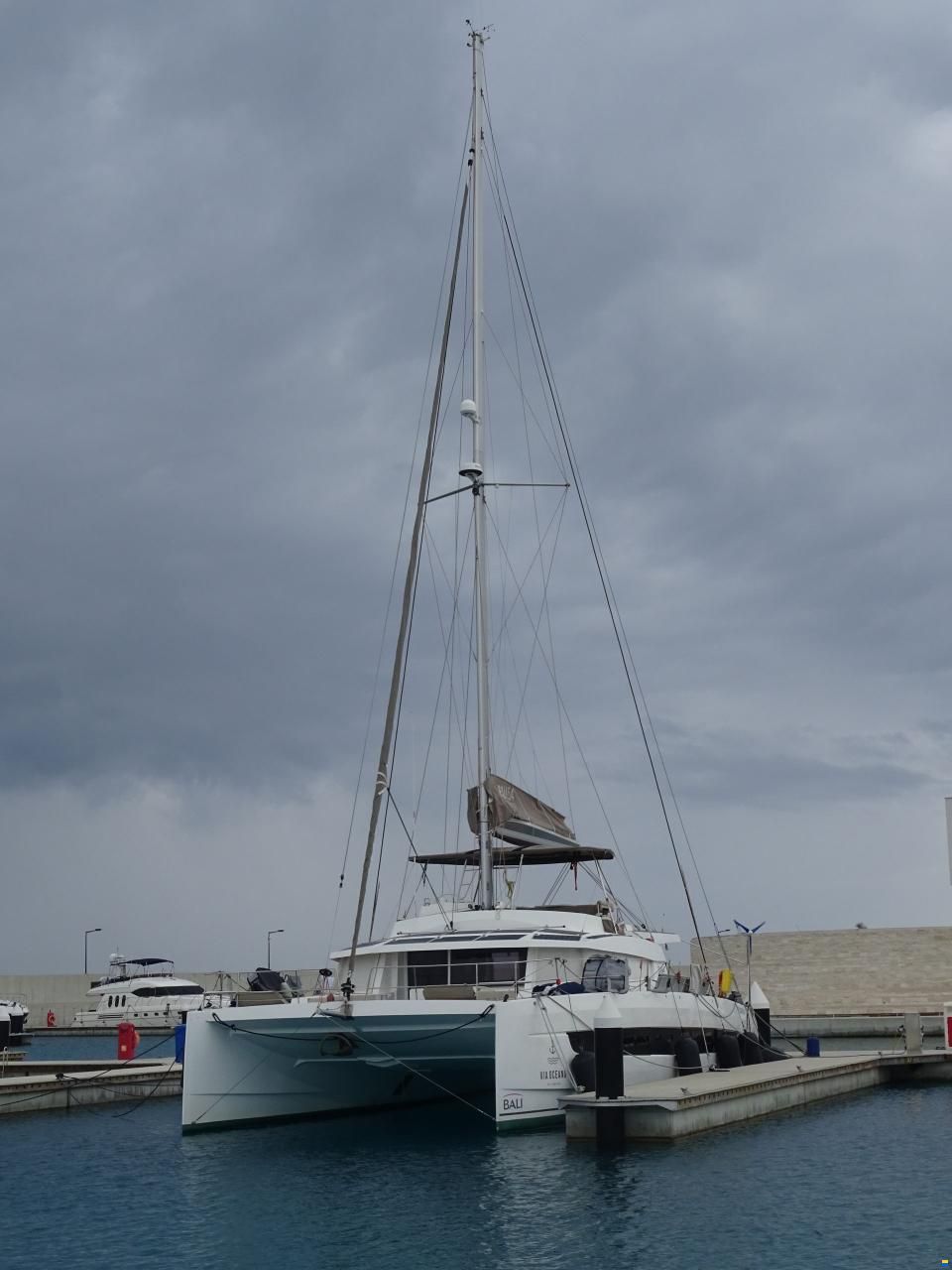 Chantier Catana Bali 5.4
