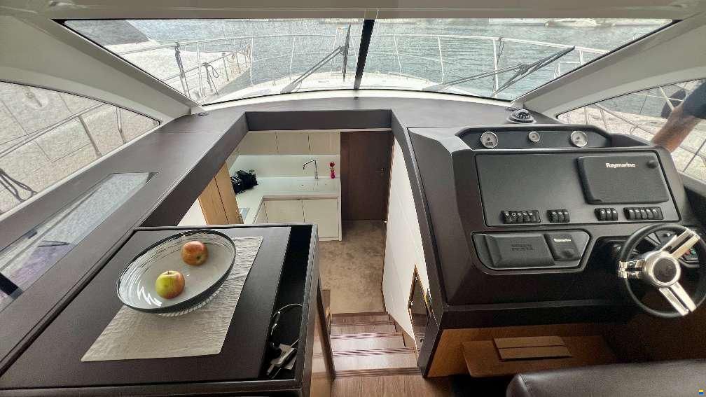 Beneteau 49 GT Flybridge