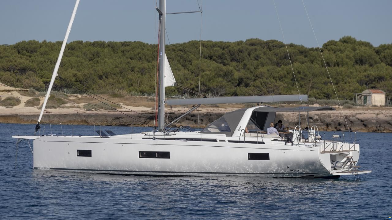 Beneteau Oceanis Yacht 54