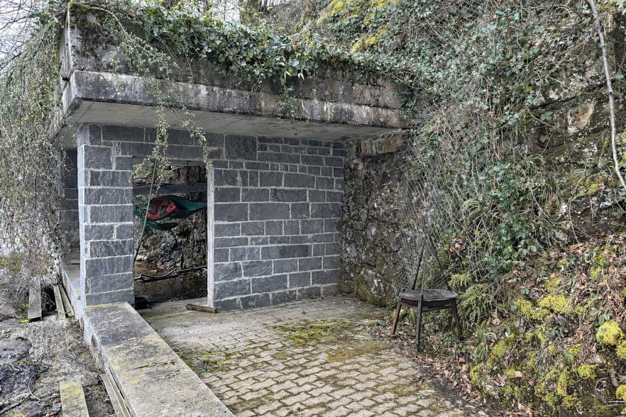 Motorboots-Unterstand am Vierwaldstätter