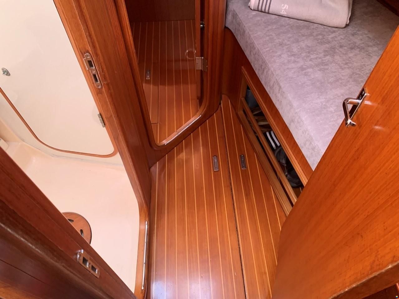 X-Yachts 442