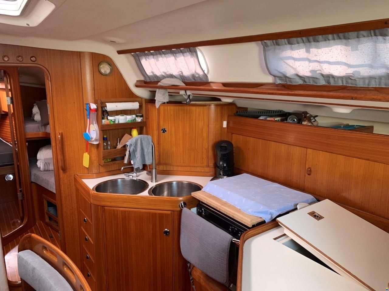 X-Yachts 442