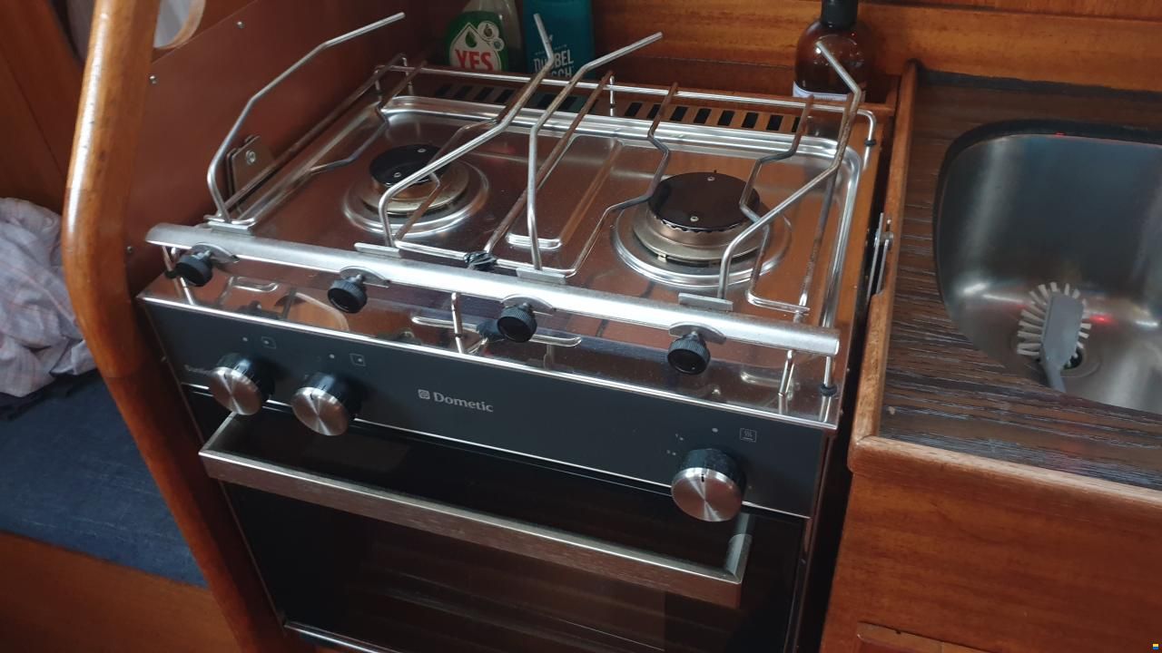 Albin Delta 31