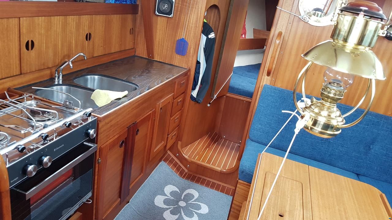 Albin Delta 31