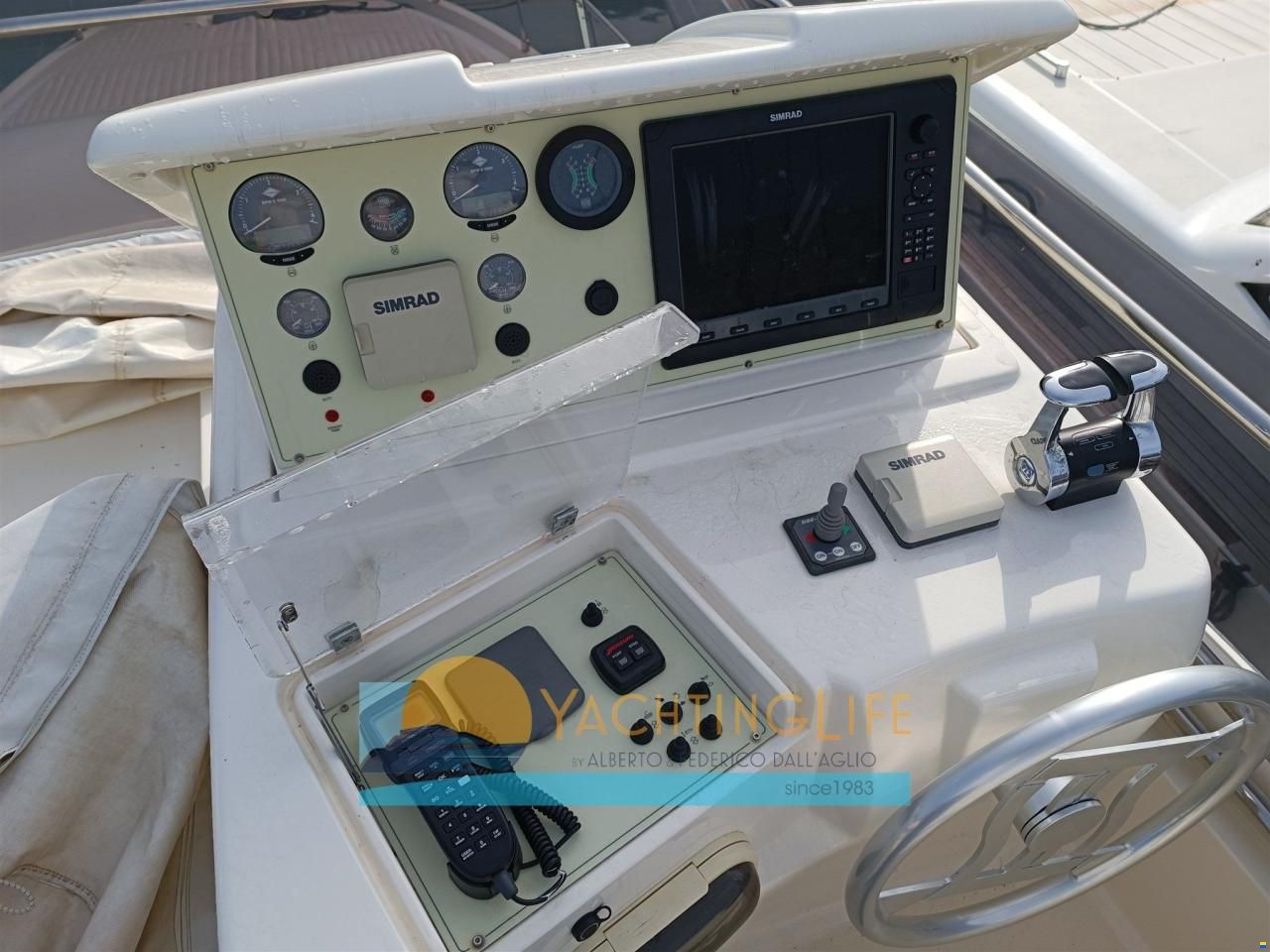 Ferretti 500