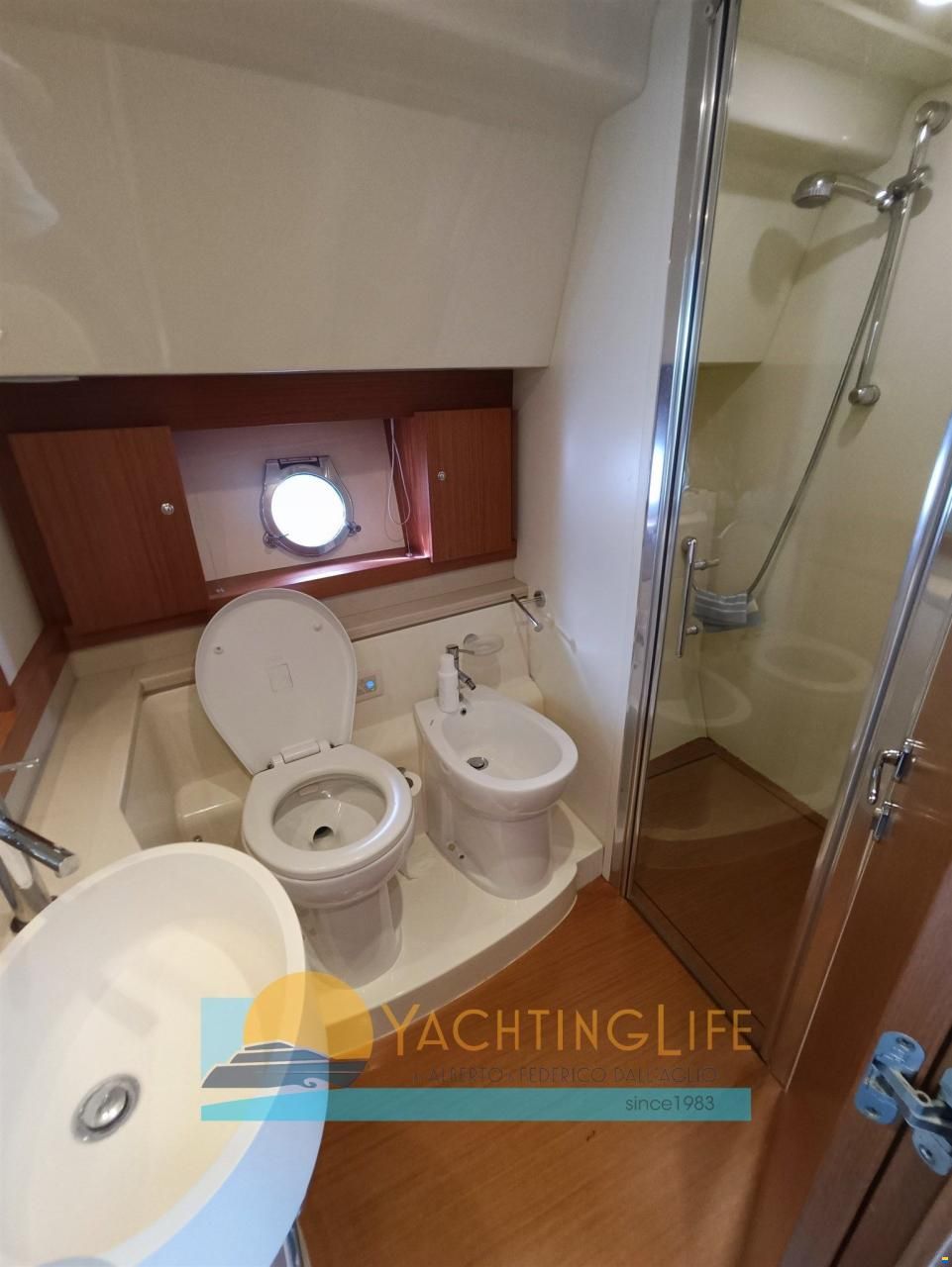 Ferretti 500
