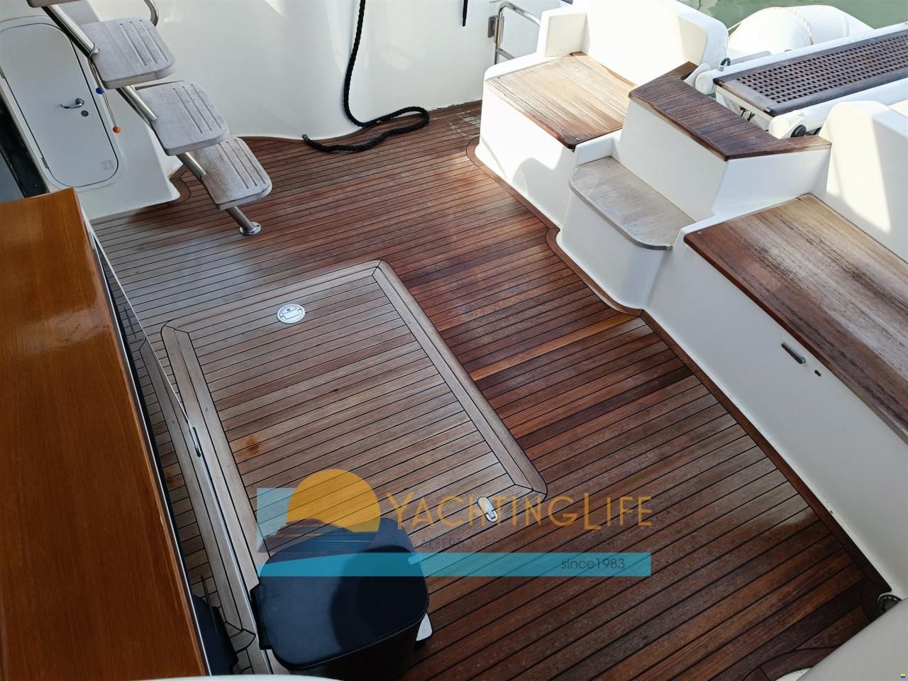 Ferretti 500