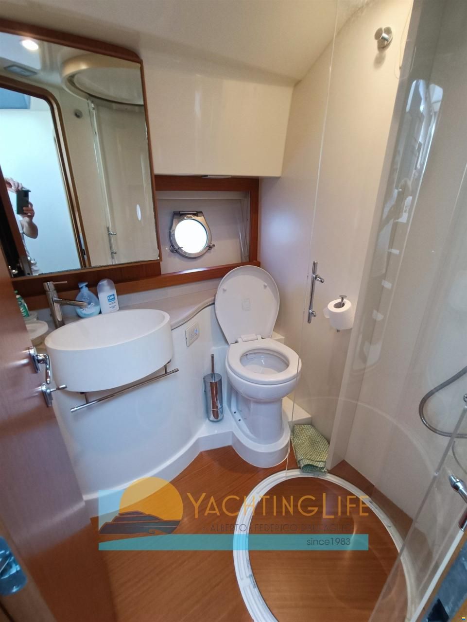 Ferretti 500