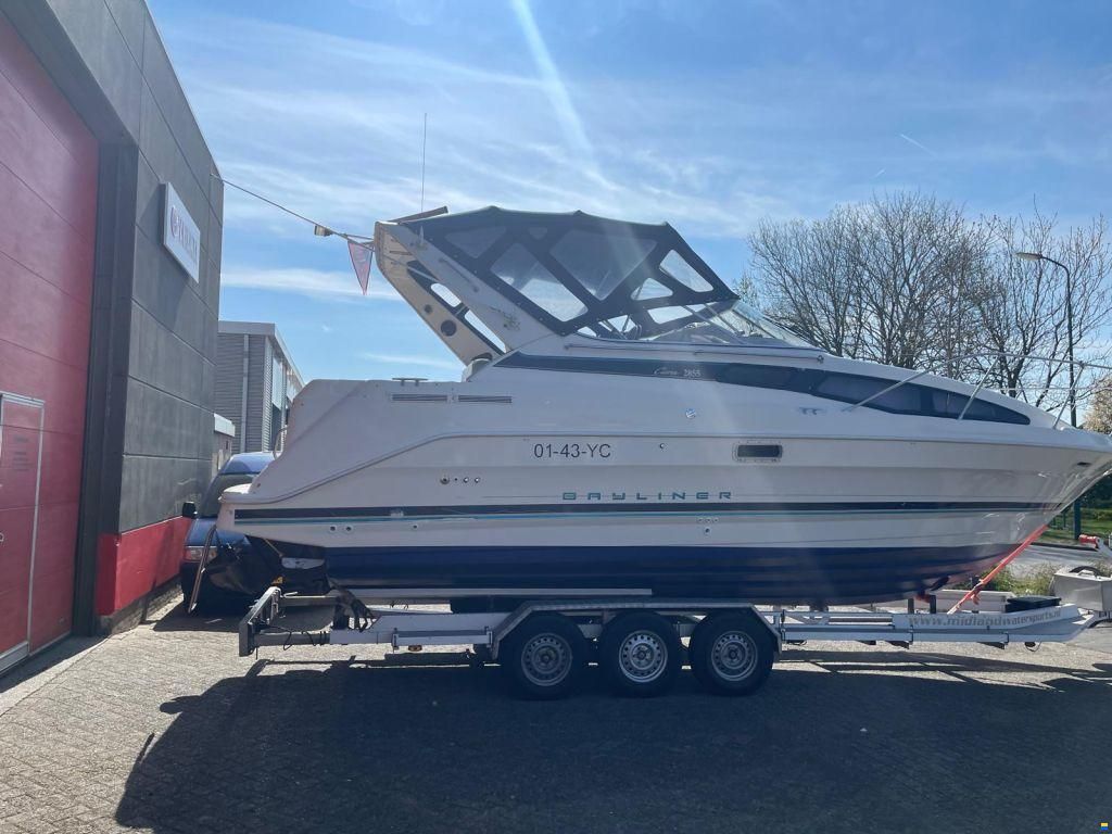 Bayliner Ciera 2855 (in z&eacute;&eacute;r nette staat!)