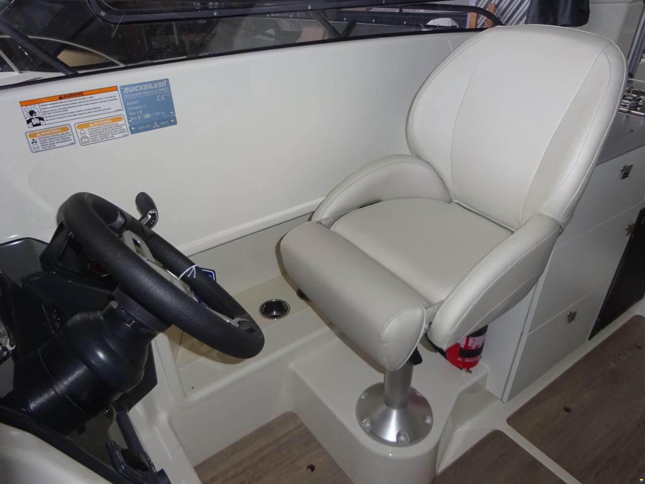 Quicksilver Activ 805 Weekend