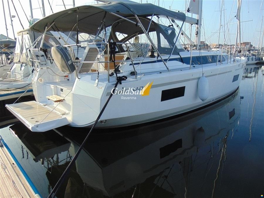 Bavaria C42