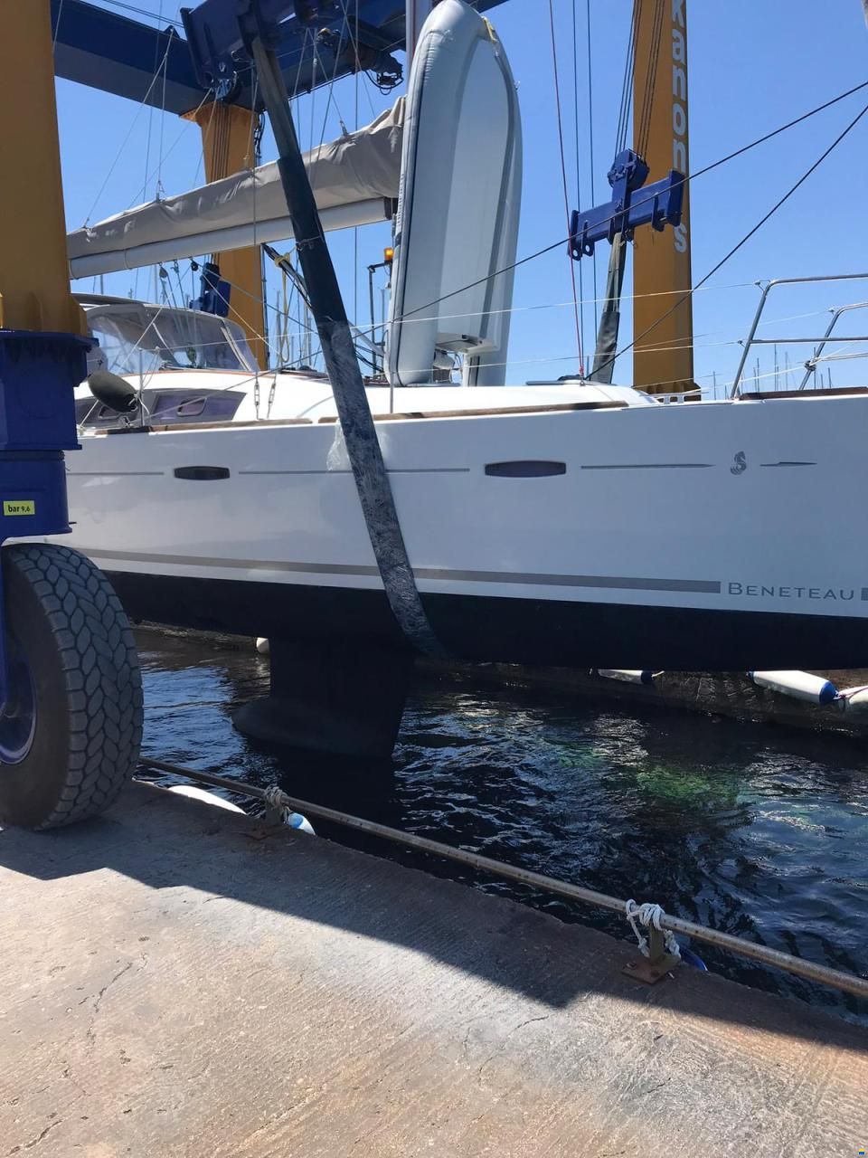 Beneteau Oceanis 40 owner version