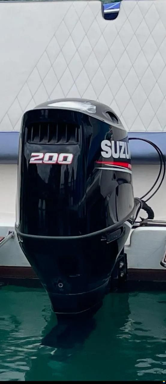 Suzuki DF200A