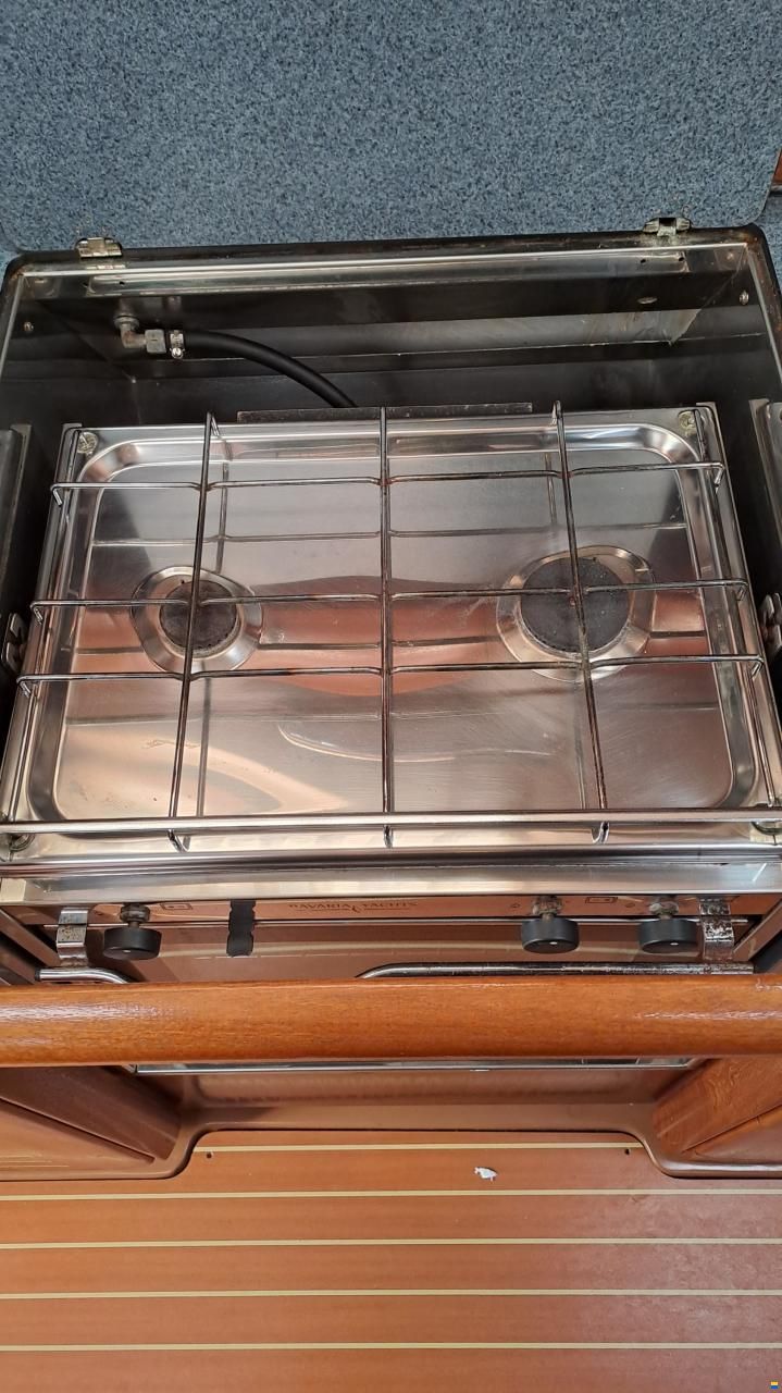 Bavaria 38