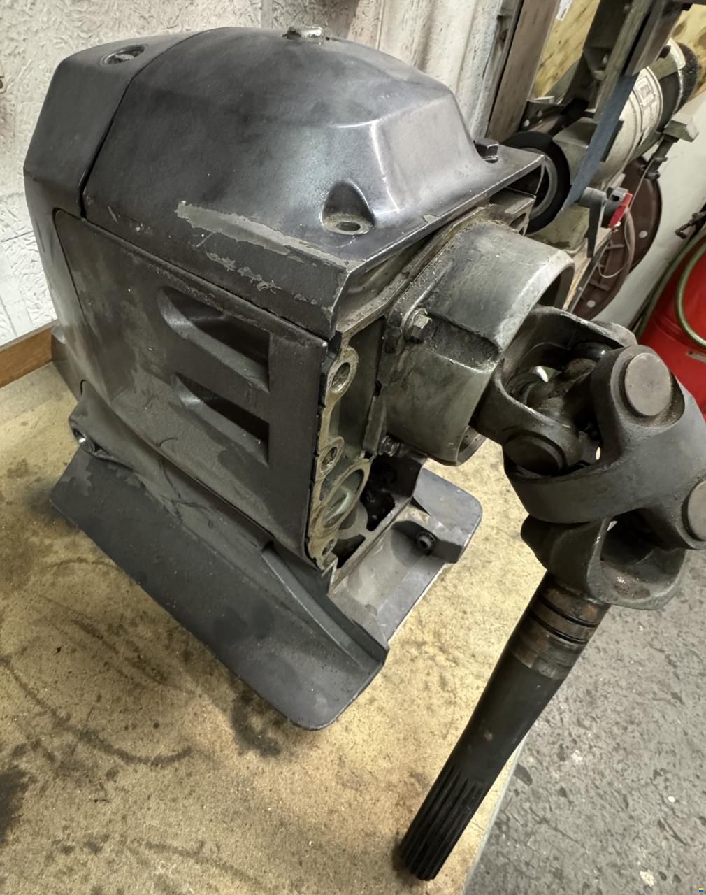 OMC KING COBRA Getriebeoberteil