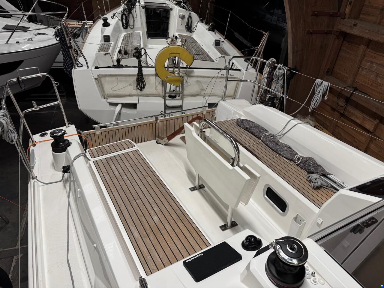 Beneteau Oceanis 30.1