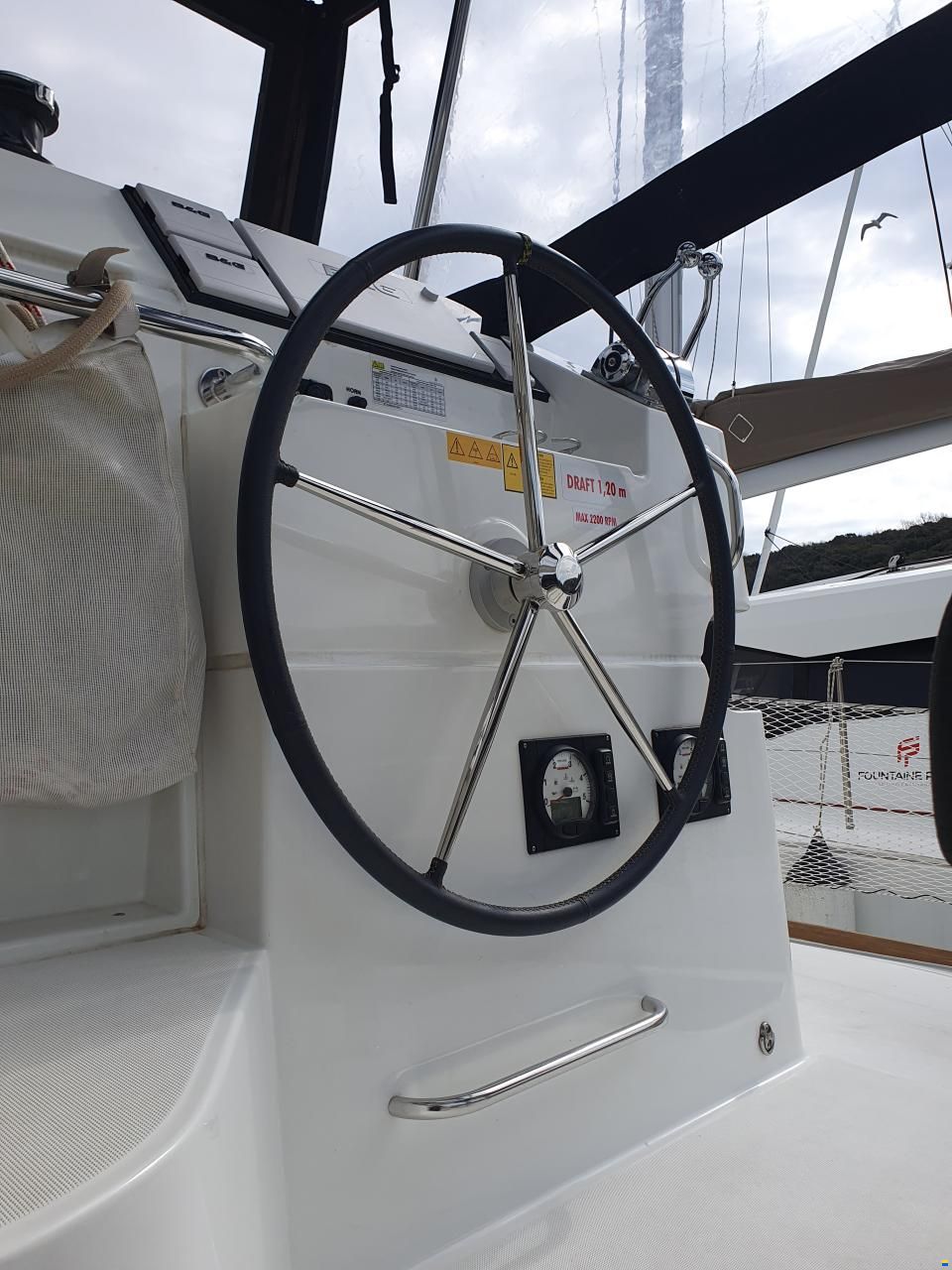 Lagoon 40